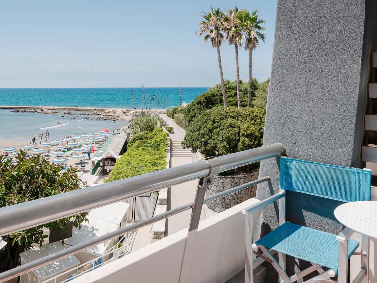 Hotel Riviera Anzio Buitenkant foto