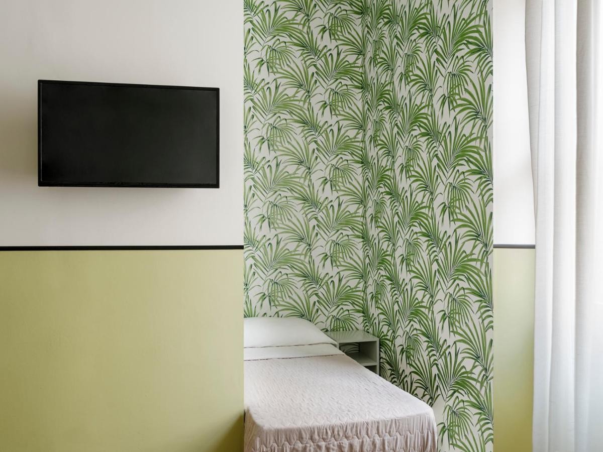 Hotel Riviera Anzio Buitenkant foto